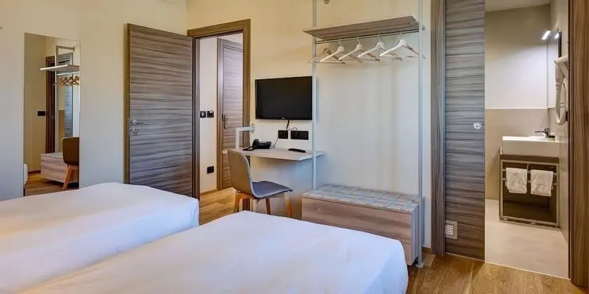 İki Ayrı Yataklı Oda