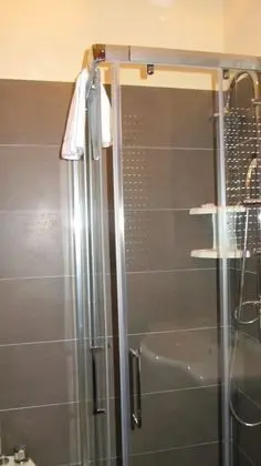 Tek Büyük Yataklı Oda, Sigara İçilmez