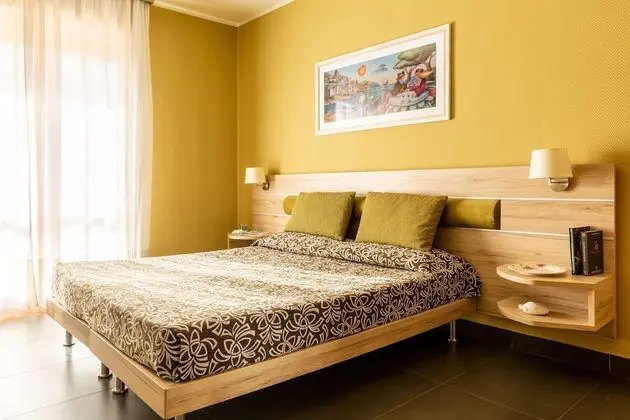 Comfort Tek Büyük Yataklı Oda