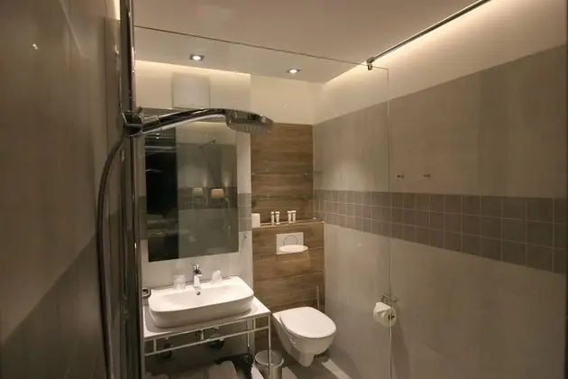 Comfort Tek Büyük Yataklı Oda
