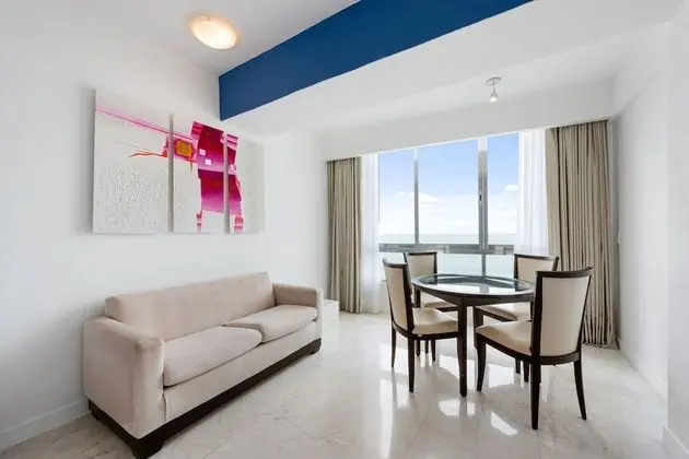 Deluxe Room Ocean View 2 Double Beds