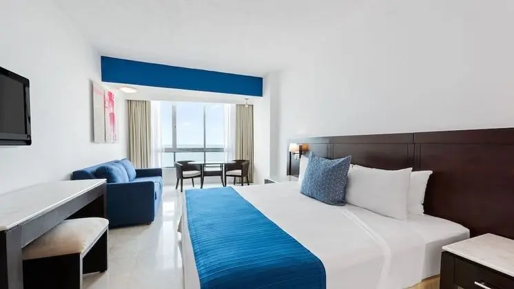 Deluxe Room Ocean View King