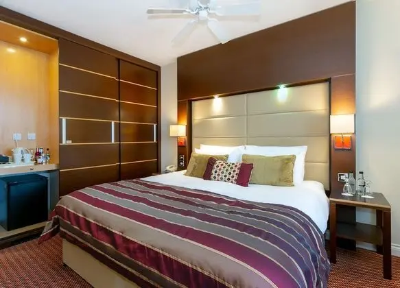 Superior King Room