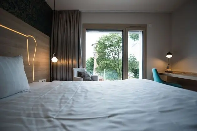 Comfort Tek Büyük Yataklı Oda (SchlafGut/SleepWell)