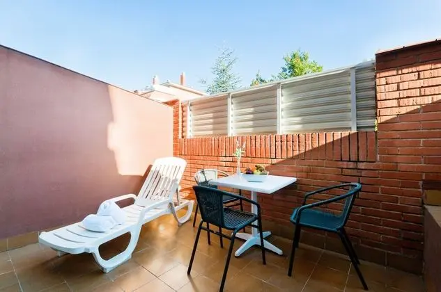 Business Dubleks, Teras