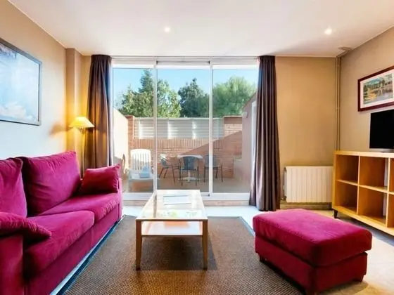 Business Dubleks, Teras