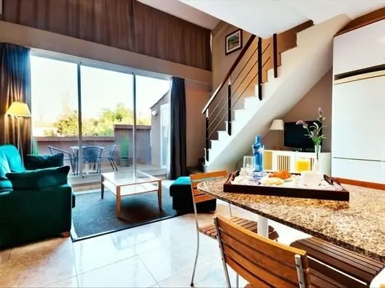 Business Dubleks, Teras (4 pax)