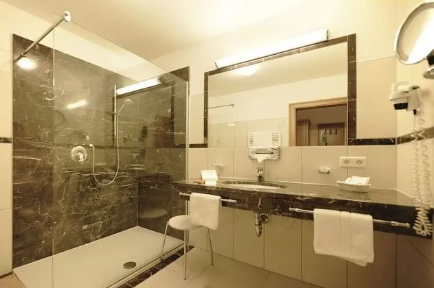 Superior Tek Büyük Yataklı Oda, Balkon, Dağ Manzaralı