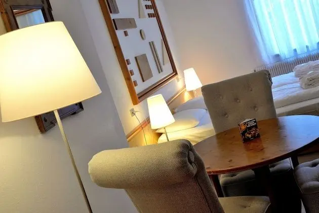 Junior Süit, Balkon (Paradiso)