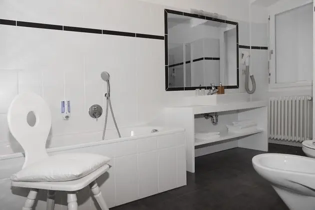 Junior Süit, Balkon (Paradiso)