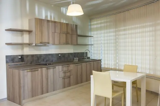 Comfort Apart Daire, Balkon (City and Mountain View)