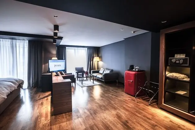 De Lux (Star) Suite with River view