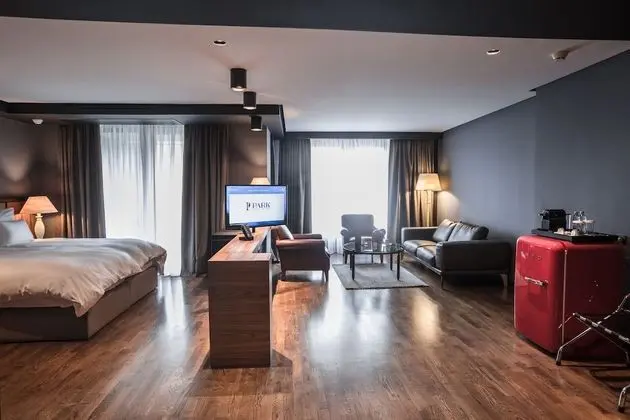 Executive suite (Fabulous) with Arena view