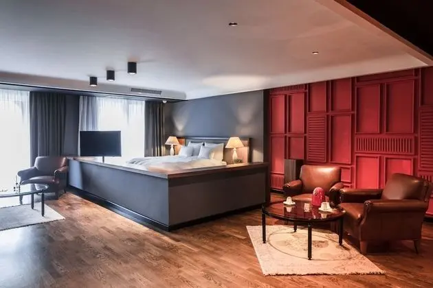 Executive suite (Fabulous) with Arena view