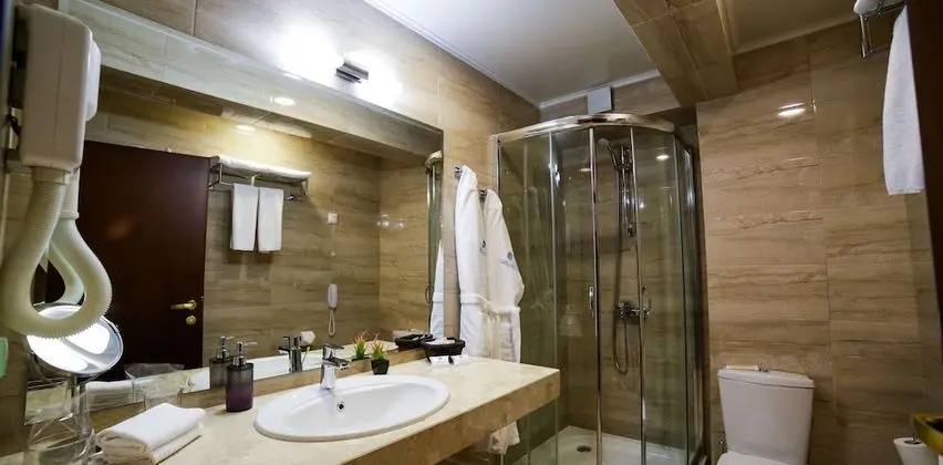 Luxury Tek Büyük veya İki Ayrı Yataklı Oda