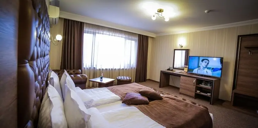 Standard Tek Büyük Yataklı Oda