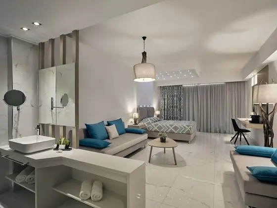 Executive Triple Suite
