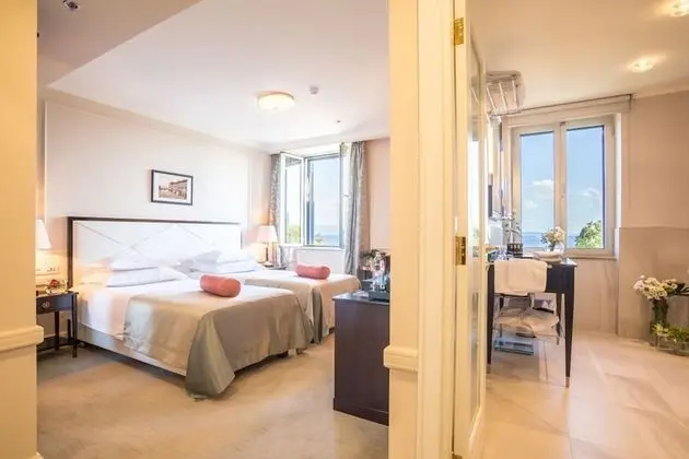 Superior Double Room, Sea Side