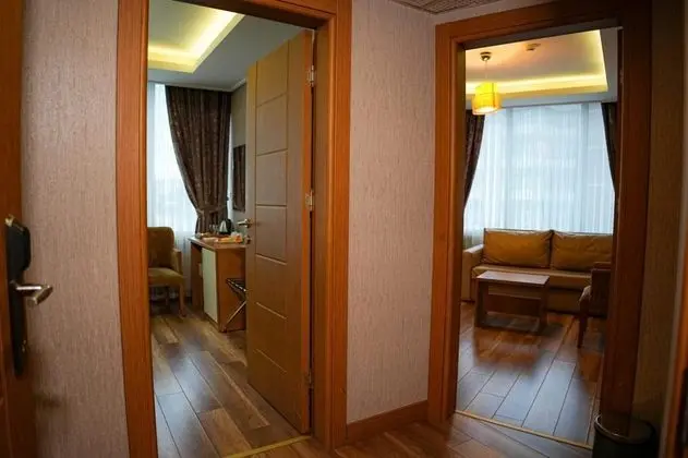 https://images.odamax.com/img/1024x768/odamax/image/upload/ZmlsZU5hbWU9NQ_20230419155354.jpeg