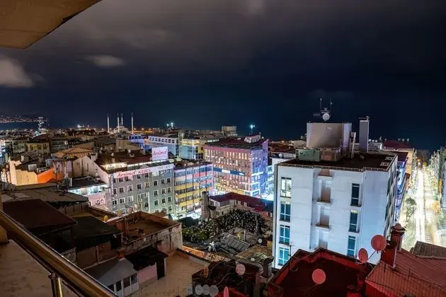 Standard Tek Büyük Yataklı Oda