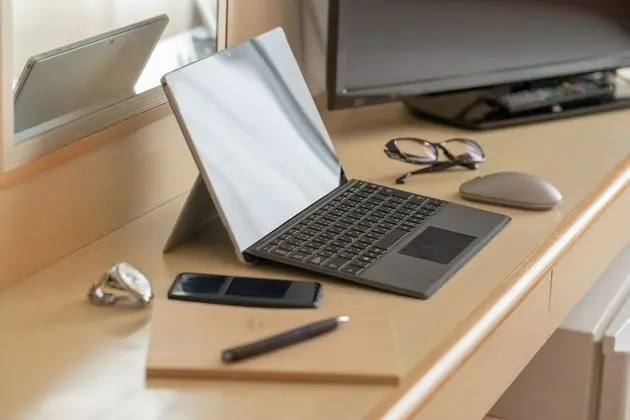 Tek Kişilik Oda, Sigara İçilmez