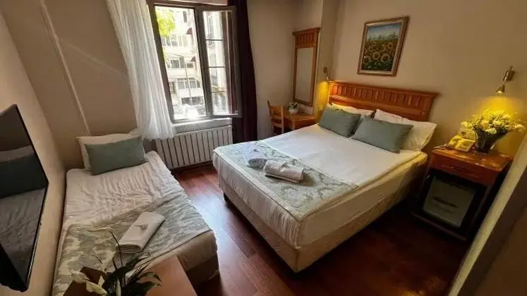 Economic Triple Room