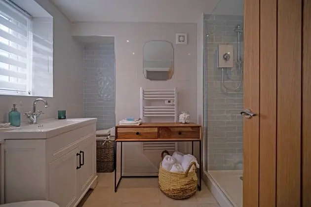 Luxury Kır Evi, Engellilere Uygun, Özel Banyo (Sea Front Cottage Mumbles)