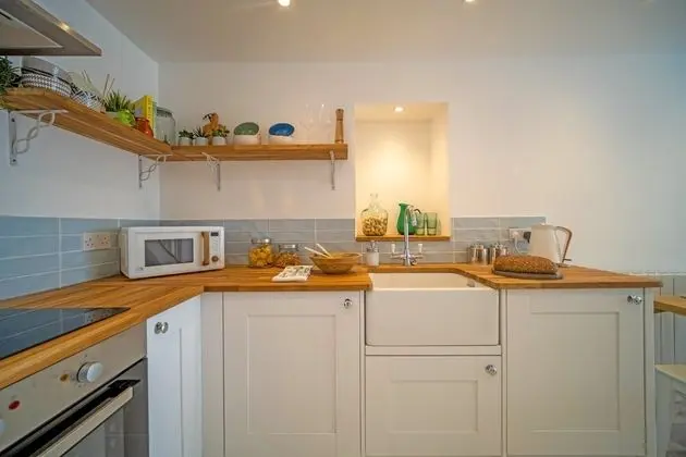 Luxury Kır Evi, Engellilere Uygun, Özel Banyo (Sea Front Cottage Mumbles)