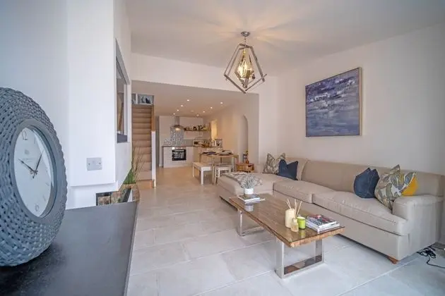 Luxury Kır Evi, Engellilere Uygun, Özel Banyo (Sea Front Cottage Mumbles)