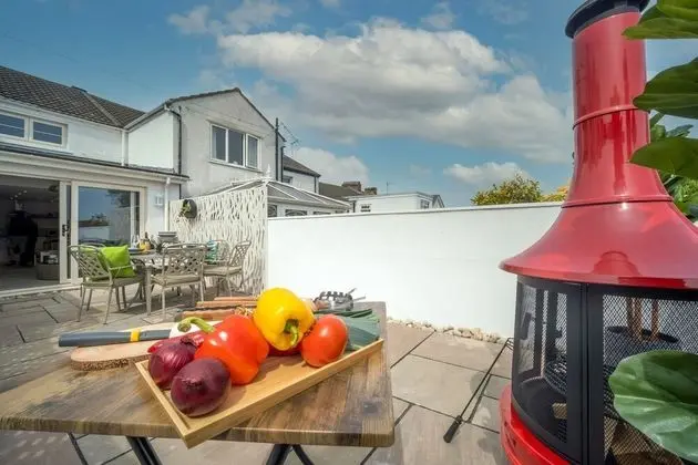 Luxury Kır Evi, Engellilere Uygun, Özel Banyo (Sea Front Cottage Mumbles)