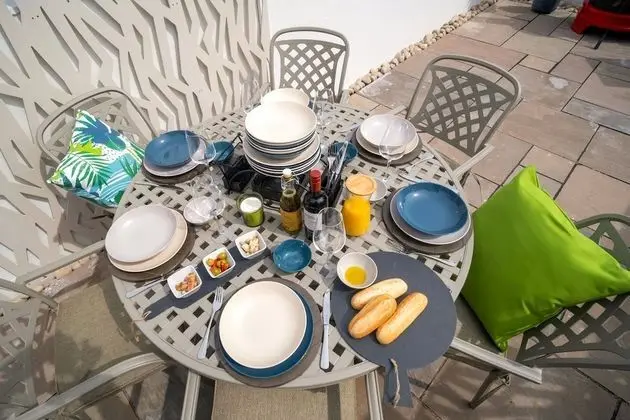 Luxury Kır Evi, Engellilere Uygun, Özel Banyo (Sea Front Cottage Mumbles)