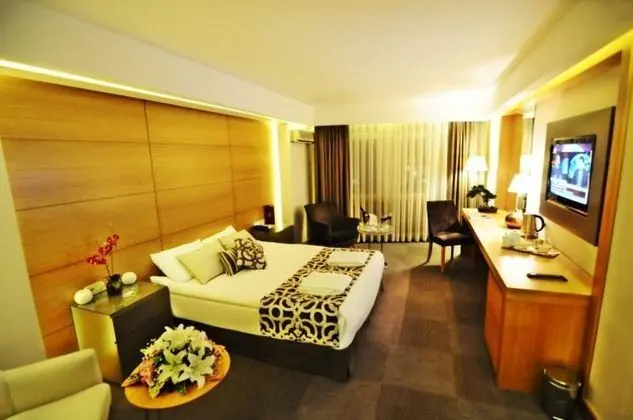 https://images.odamax.com/img/1024x768/odamax/image/upload/Silivri_Park_Hotel_202512291215077_silivri_park_34_.jpeg