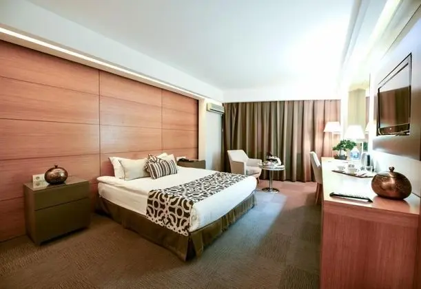https://images.odamax.com/img/1024x768/odamax/image/upload/Silivri_Park_Hotel_202512291218482_silivri_park_13_.jpeg