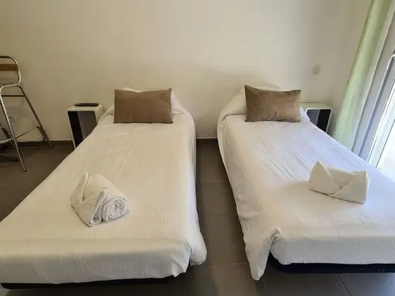 Stüdyo, 2 Tek Kişilik Yatak