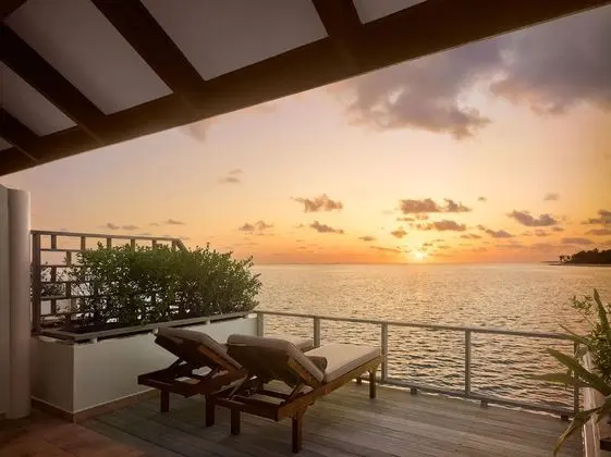 Executive Süit, 1 Çift Kişilik Yatak (Sunset Water Villa)
