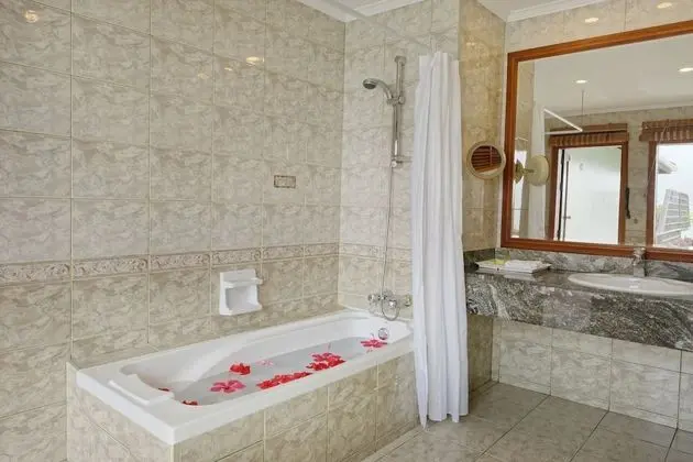 Executive Süit, 1 Çift Kişilik Yatak (Sunset Water Villa)