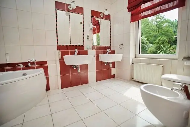Grand Tek Büyük Yataklı Oda, 1 Çift Kişilik Yatak ve Çekyat