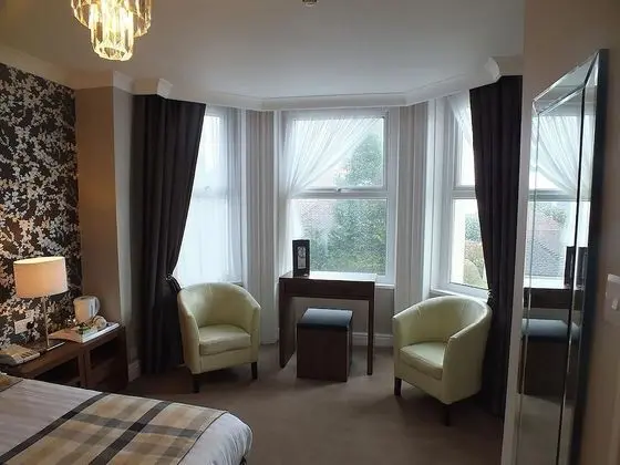 Tek Büyük Yataklı Oda, 1 Çift Kişilik Yatak, Sigara İçilmez