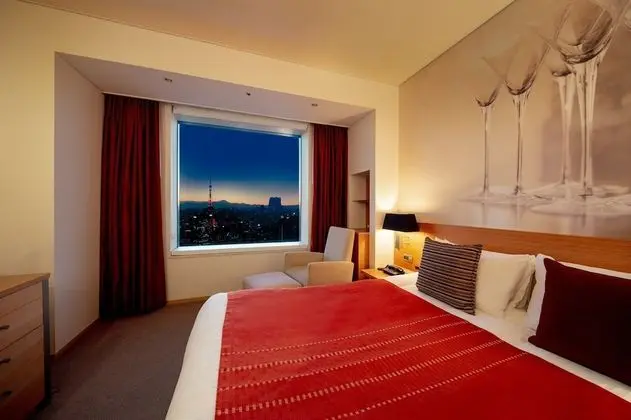 Oda, Sigara İçilmez (Queen, Tokyo Tower View,above 27F)