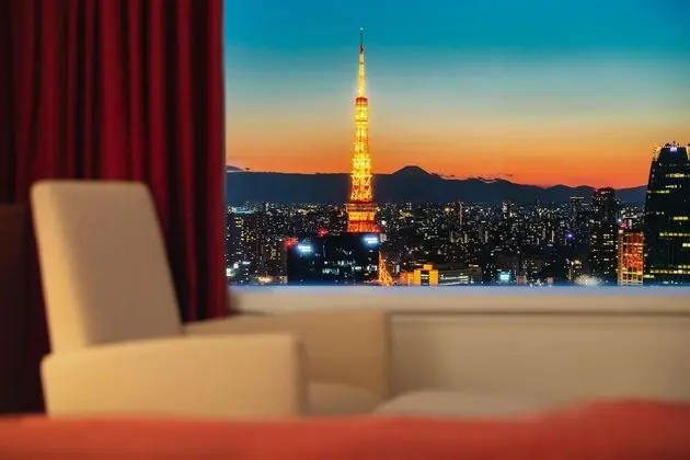 Oda, Sigara İçilmez (Queen, Tokyo Tower View,above 27F)