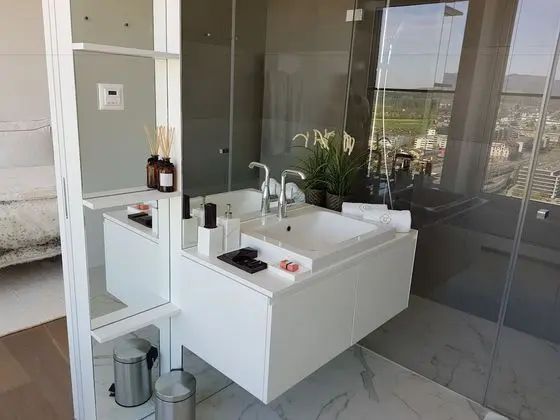 City Apart Daire, 2 Yatak Odası, Göl Manzaralı, Kule