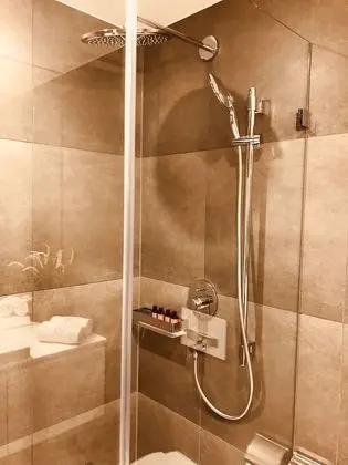 City Apart Daire, 2 Yatak Odası, Göl Manzaralı, Kule