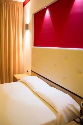 Comfort Tek Büyük Yataklı Oda, Manzaralı