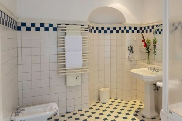 Superior Tek Büyük Yataklı Oda