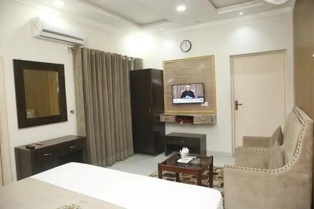 Deluxe Tek Büyük Yataklı Oda