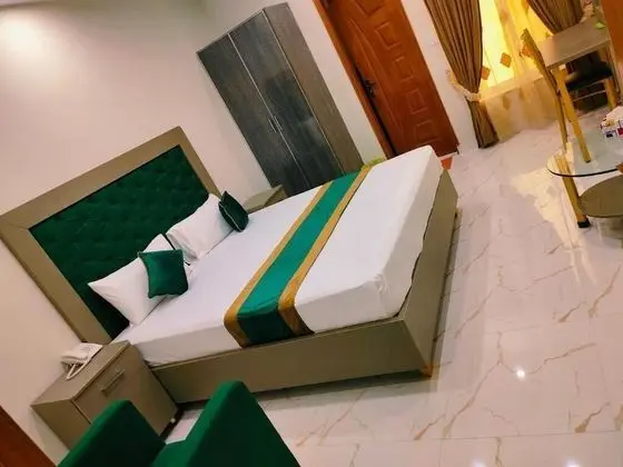 Deluxe Üç Kişilik Oda