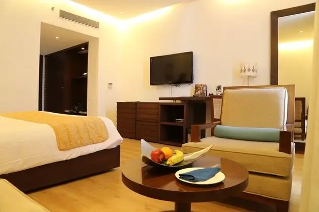 Luxury Oda