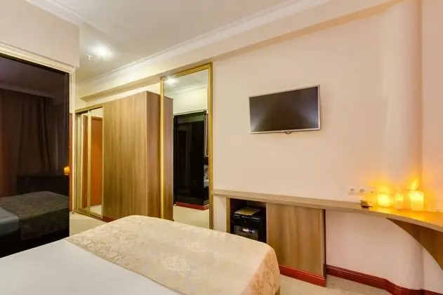 Standard Tek Büyük veya İki Ayrı Yataklı Oda