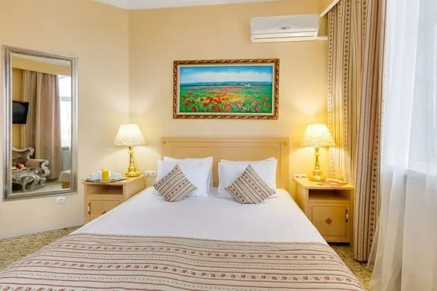 Superior Tek Büyük veya İki Ayrı Yataklı Oda