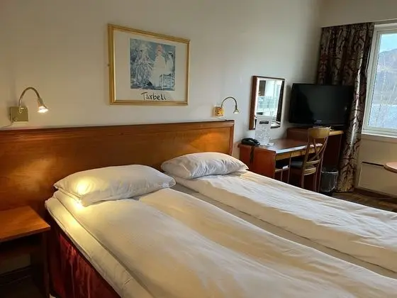 Standard Tek Büyük Yataklı Oda